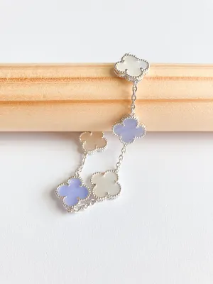 Agate and Mother of Pearl Quatrefoil Bracelet in Silver