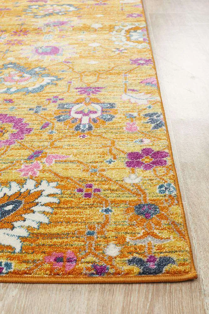 Lisse Traditional Rug - Rust