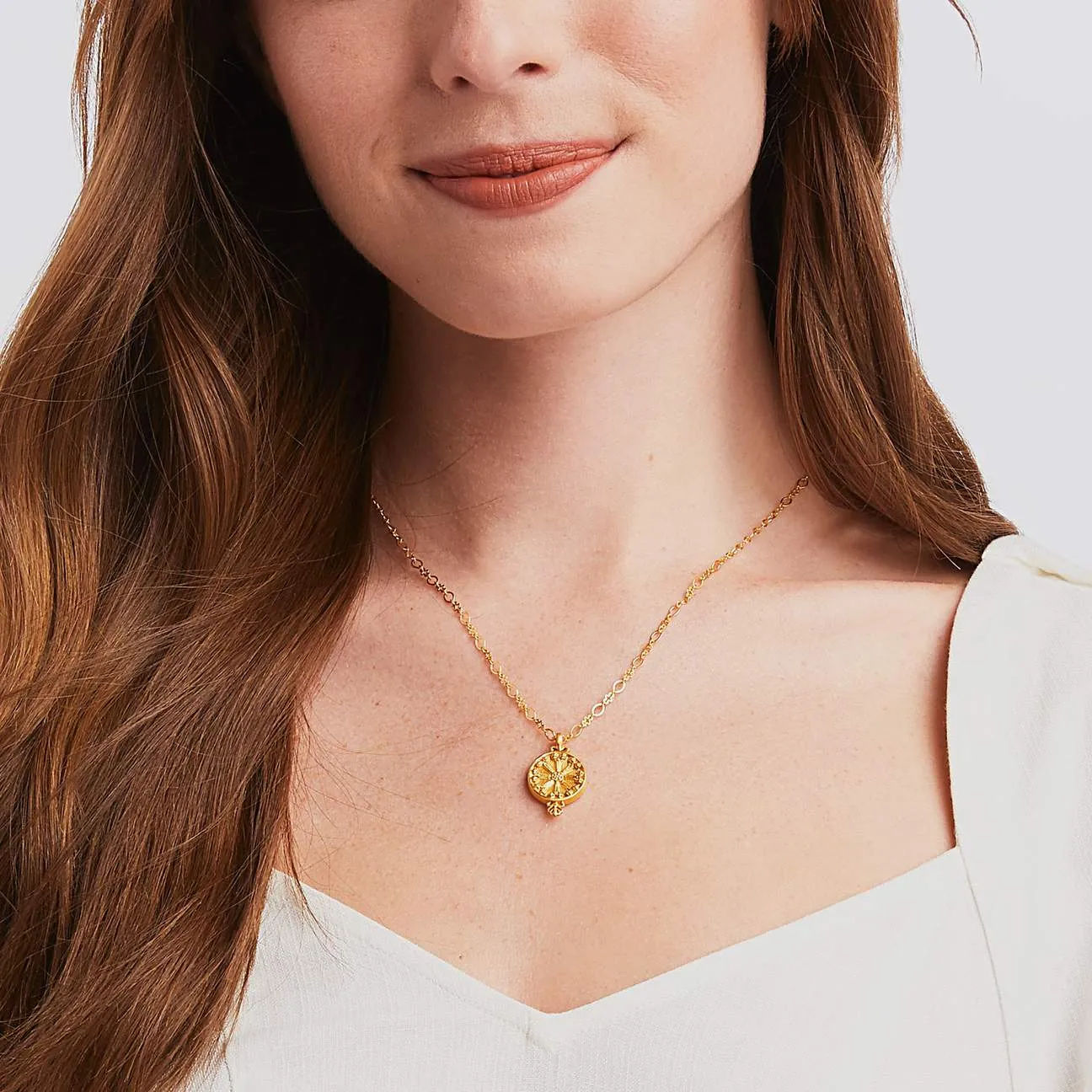 Meridian Delicate Necklace MOP