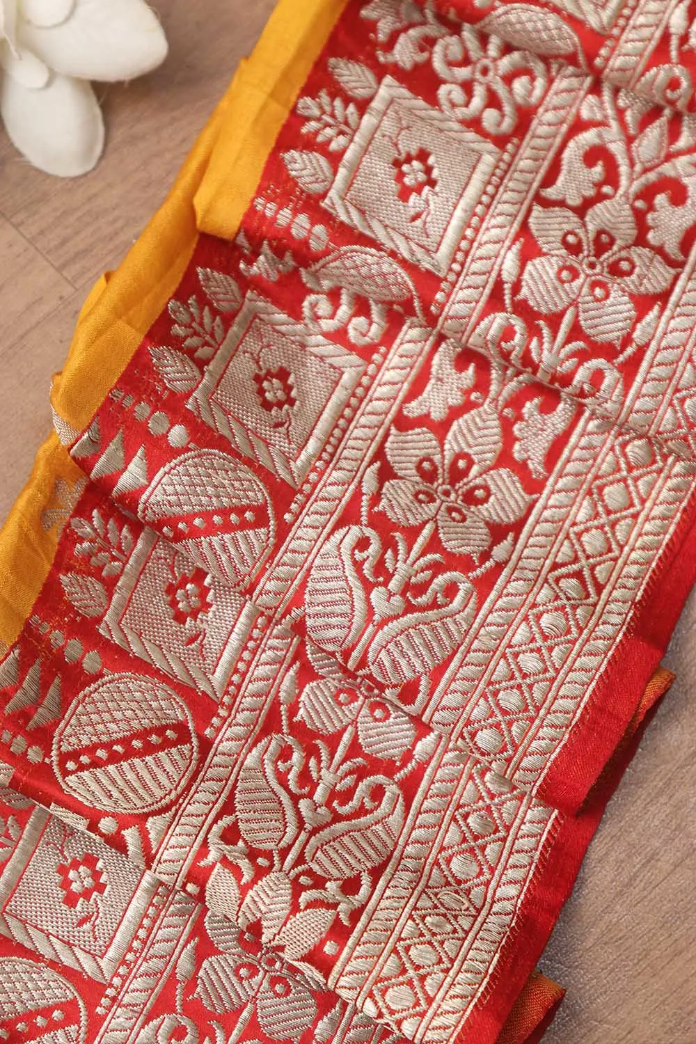 Red Banarasi Handloom Vintage Pure Silk Border ( 1 Mtr )
