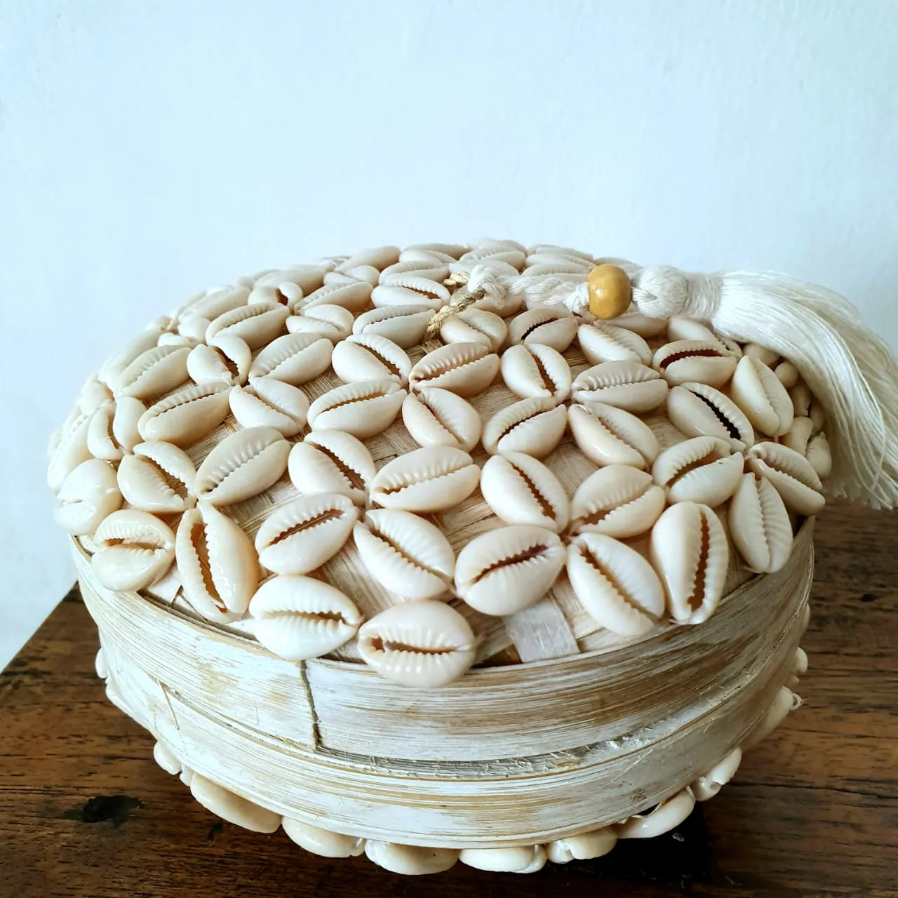 Round Bamboo & White Cowrie Shell Box Set