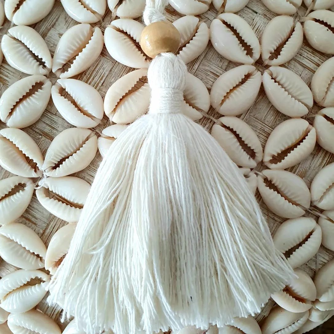 Round Bamboo & White Cowrie Shell Box Set