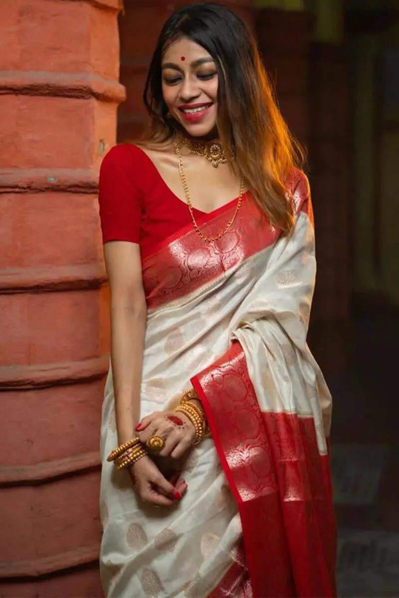 Staggering Off White Soft Silk Saree With Twirling Blouse Piece