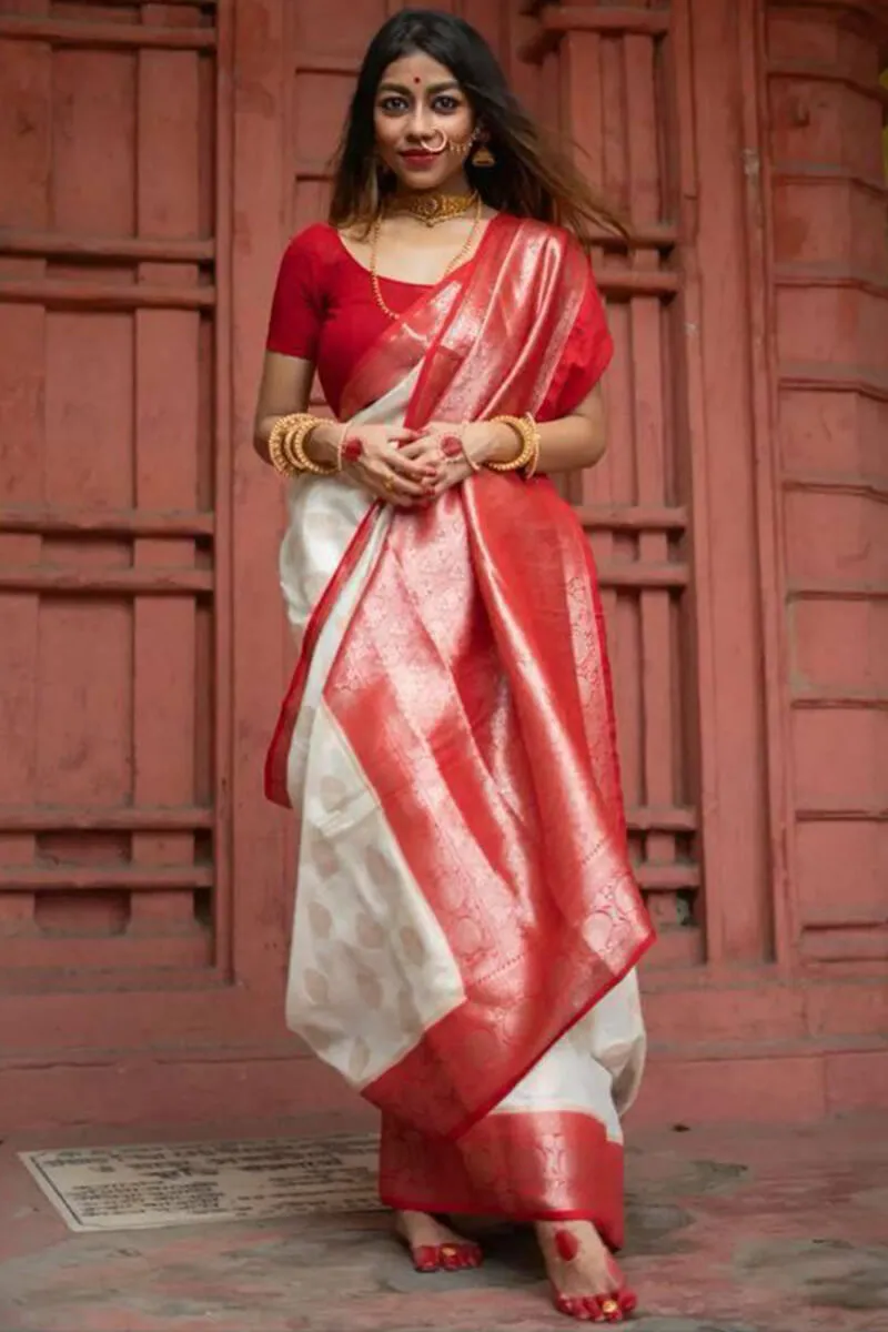 Staggering Off White Soft Silk Saree With Twirling Blouse Piece