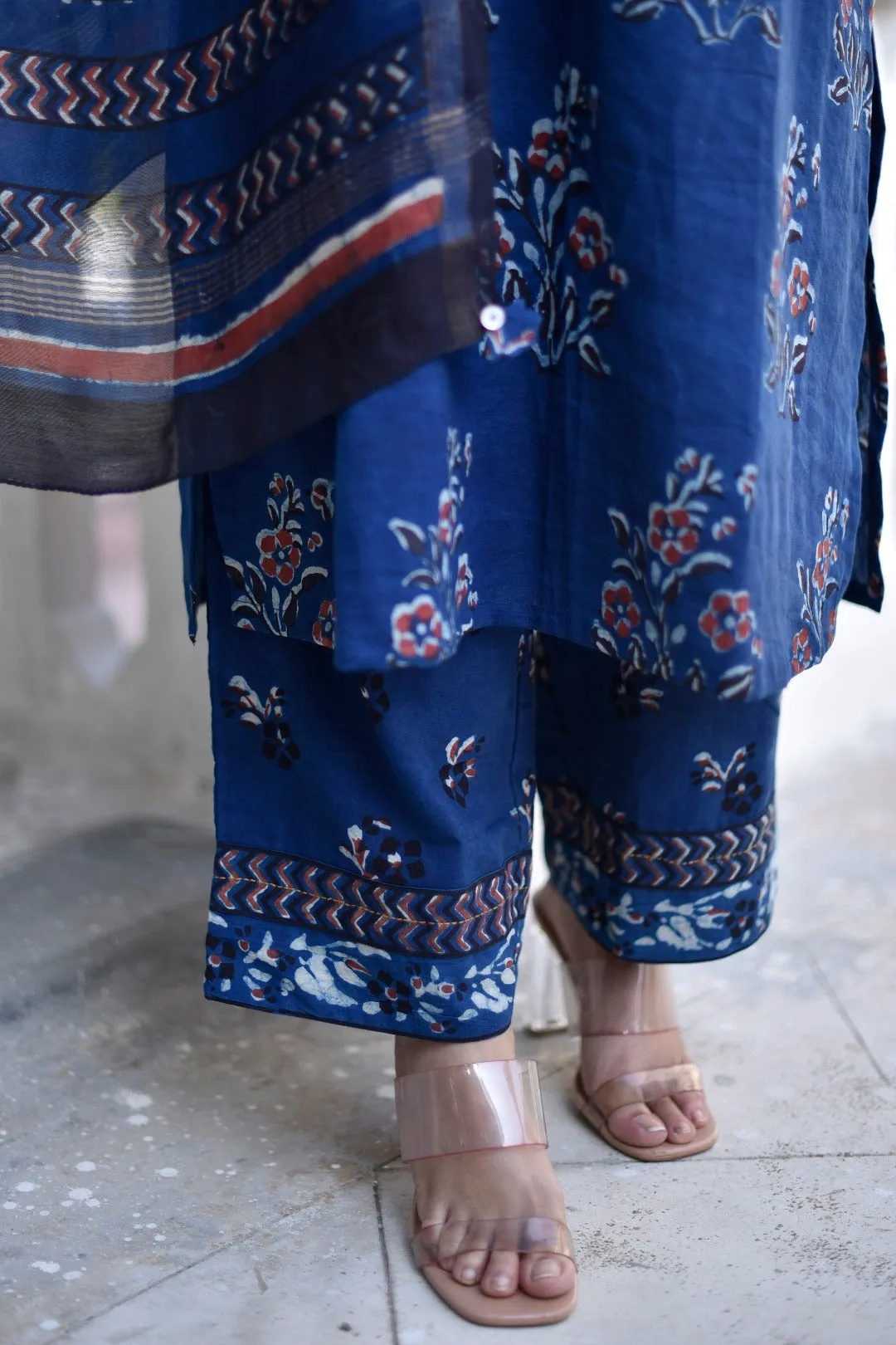 Taraasha Indigo Dabu Cotton Kurta & Bottom Set | Ray-Ethnic
