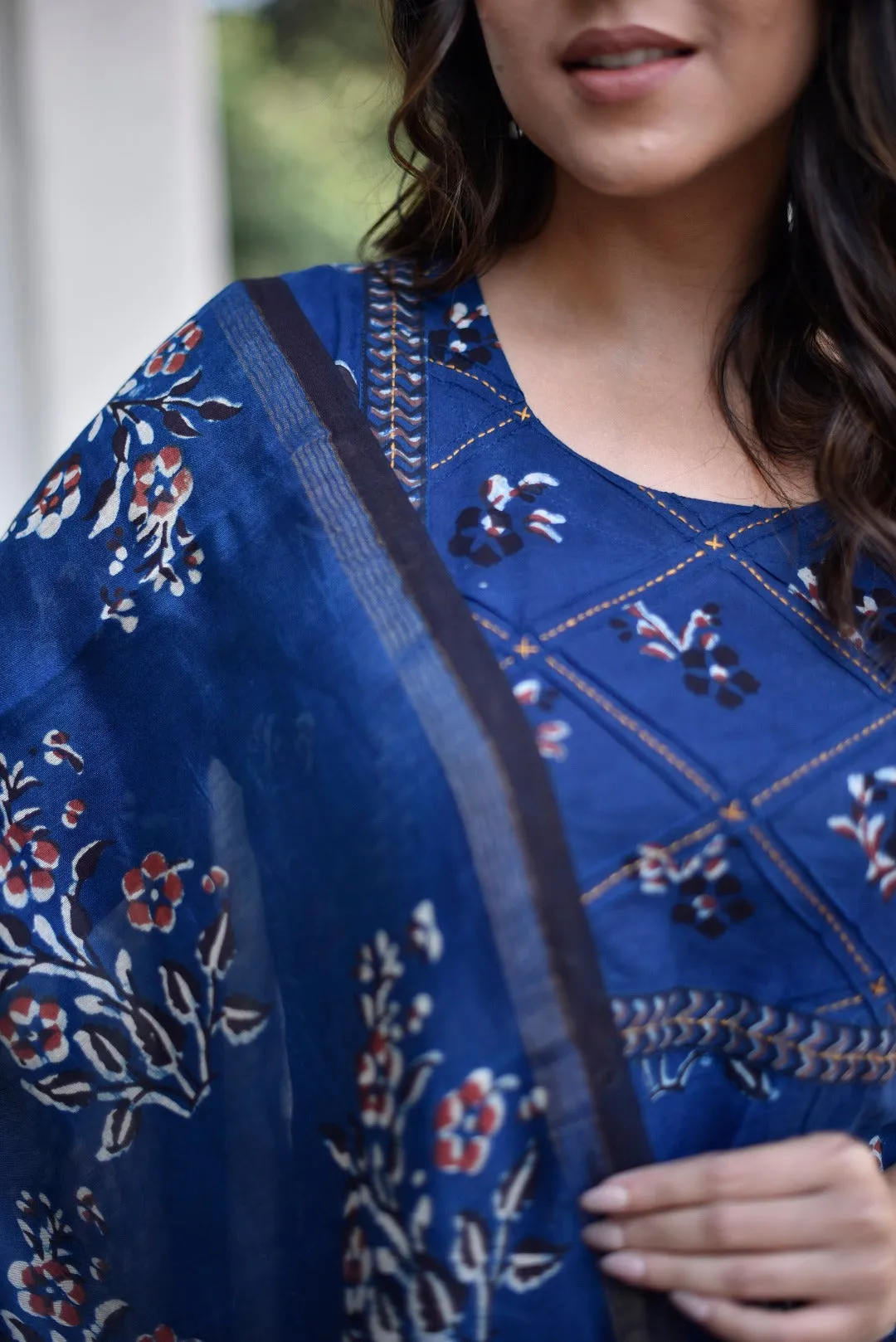 Taraasha Indigo Dabu Cotton Kurta & Bottom Set | Ray-Ethnic